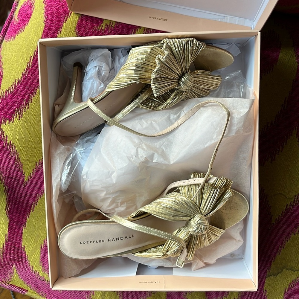 Loeffler Randall Bow Metallic Heels